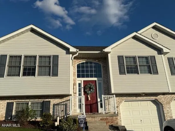 1603 Olde Dominion Dr, Altoona, PA 16602