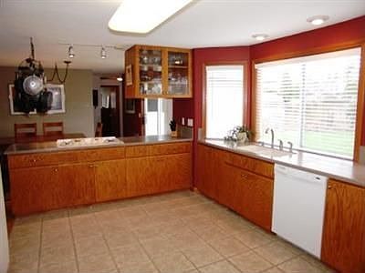 4th image of 11118 NW 5th Ave