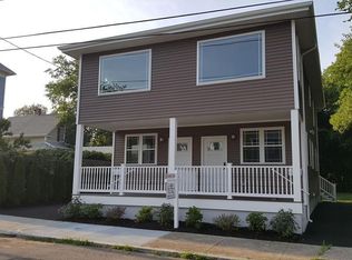 76 Carpenter St #B, Attleboro, MA 02703