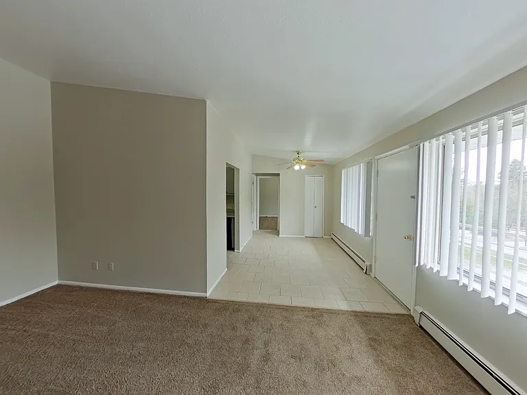 313-8690 Broadview Rd #313 — Photo 6