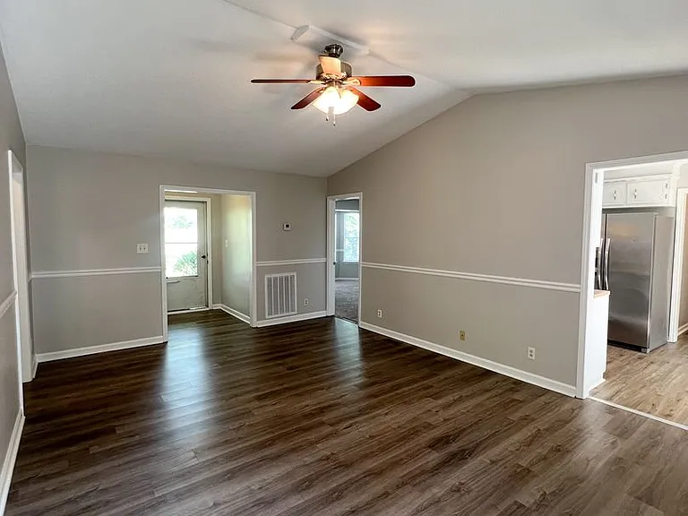 3816 Trenton Rd — Photo 5