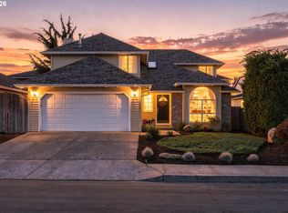 15118 SW Kenton Dr, Tigard, OR 97224