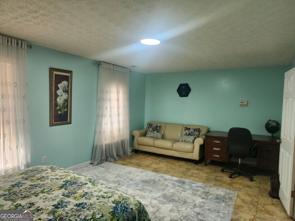 1st image of 1642 Mission Park Dr