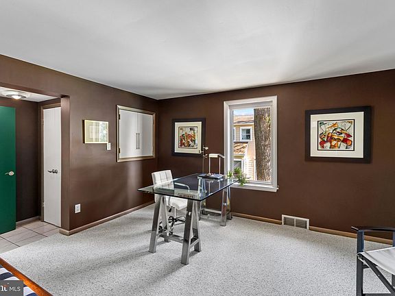 5th image of 306 E Forest Trl