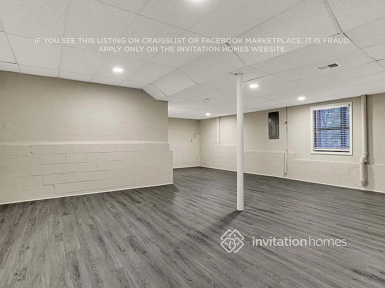 4040 Maxanne Dr NW — Photo 13