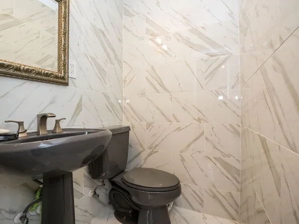 3056 Independence Avenue image 29 of 40