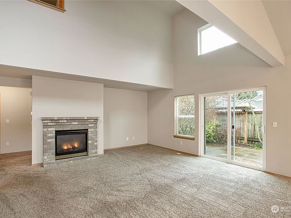 4th image of 1648 Sundrop Lane SE