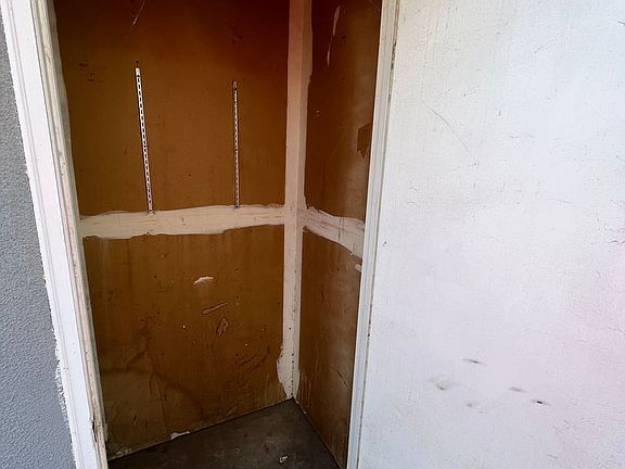 2nd image of 1707 E Douglas Ave APT M