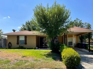 8618 Flint Valley St, San Antonio, TX 78227