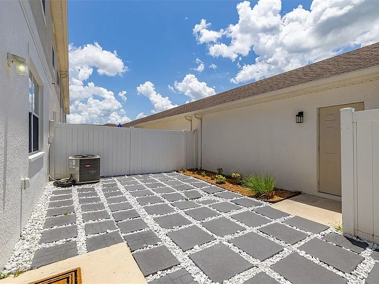 2842 Grasmere View Pkwy — Photo 34