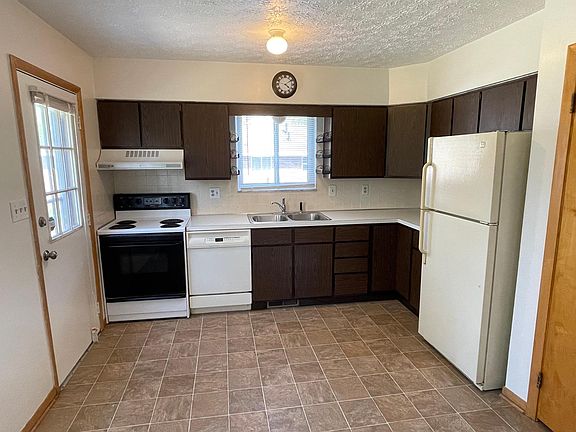 3rd image of 1605 Shatto Ave #1605