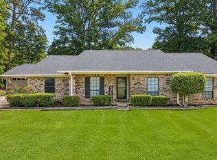 7807 Summerhill Dr, Pine Bluff, AR 71603