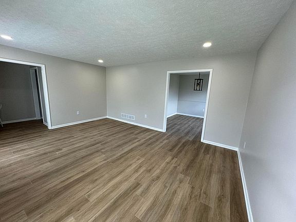 3rd image of 4603 Stormon Ct