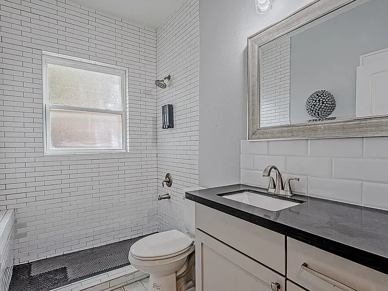 2422 Truxillo St — Photo 18