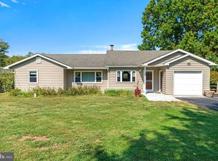 281 Pennington Harbourton Rd, Pennington, NJ 08534