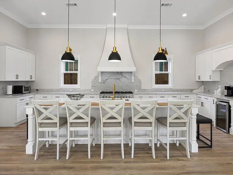2522 Park Row Ave — Photo 2