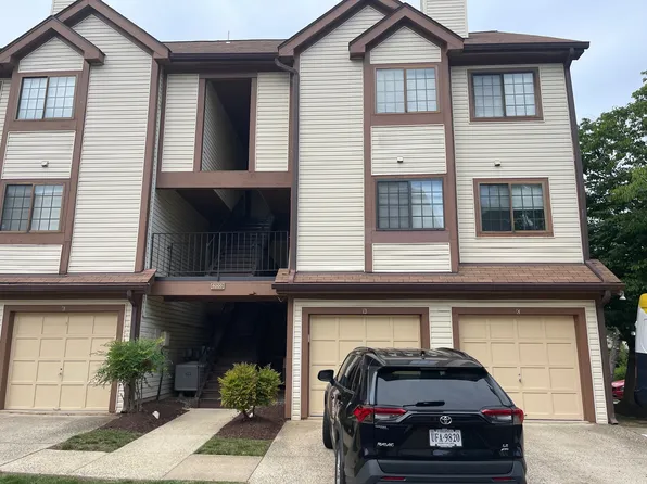 6000 Curtier Dr #B, Alexandria, VA 22310