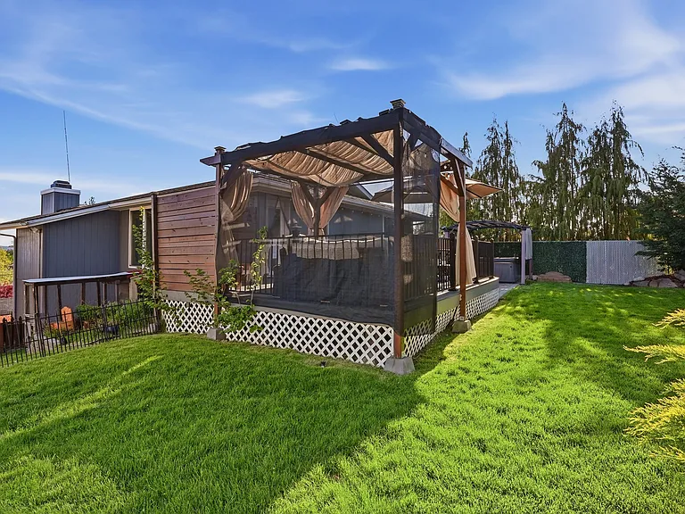 W Cora Ct — Photo 52