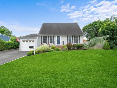 80 Kobb Boulevard, West Islip, NY, 11795