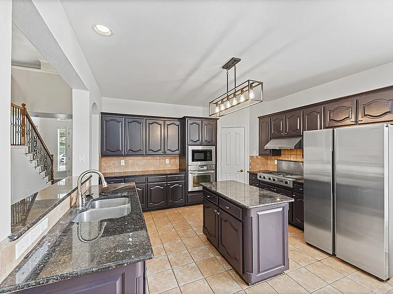 3820 Clearwater Ct — Photo 13