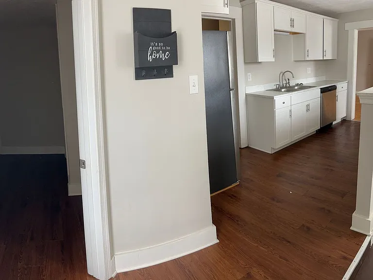 136 S Main St #3 — Photo 7
