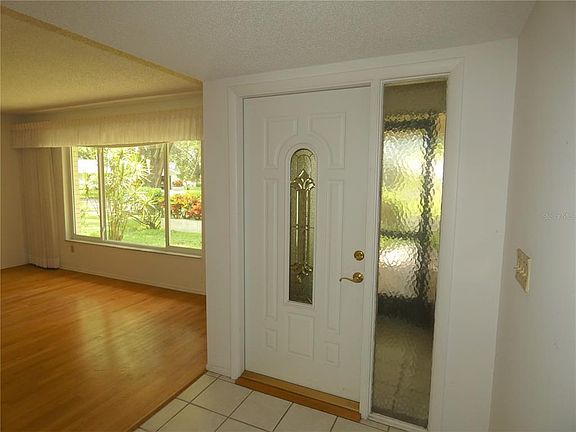 4th image of 3231 Ayr Dr