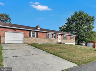 425 W John St, Frackville, PA 17931