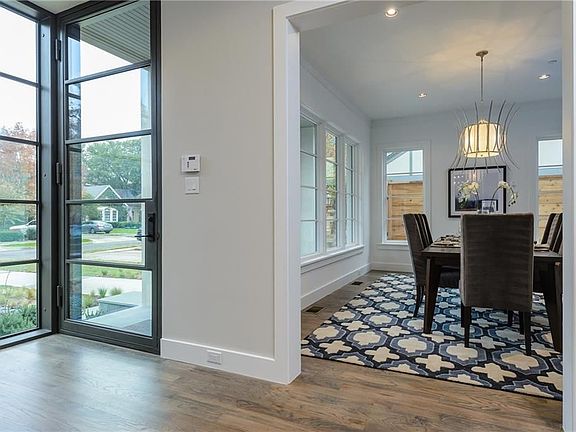 5th image of 4216 San Carlos Dr