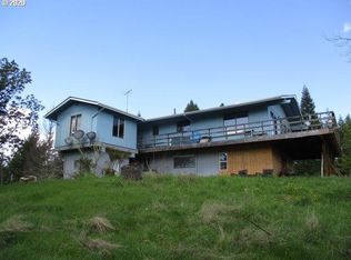 560 Tanglewood Ln, Roseburg, OR