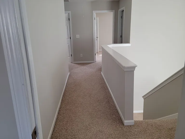 6075 Bentley Way — Photo 3