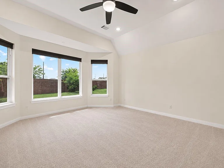 4002 Dogwood Canyon Ln — Photo 33