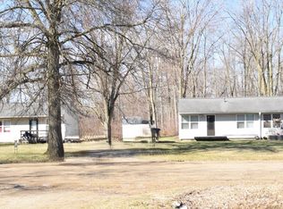 20150 Sherwood Rd, Belleville, MI 48111