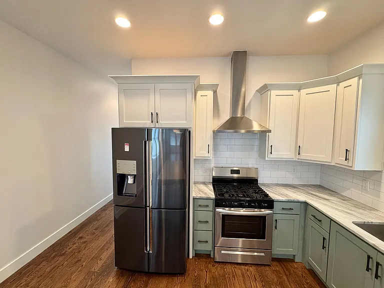 513B Weakley Ave — Photo 14