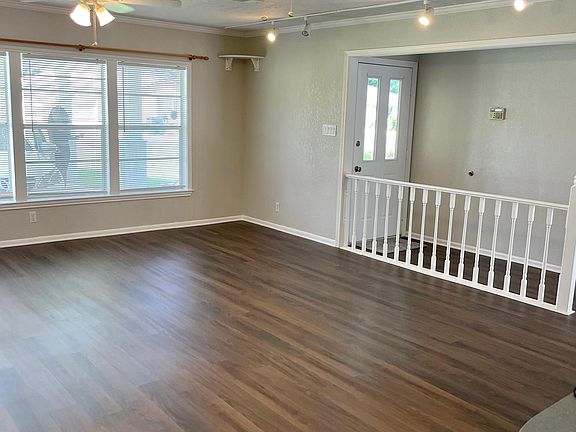 3rd image of 2623 4th Ave N