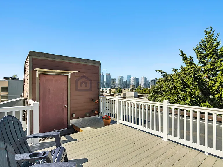 601 Summit Ave E #401 — Photo 33