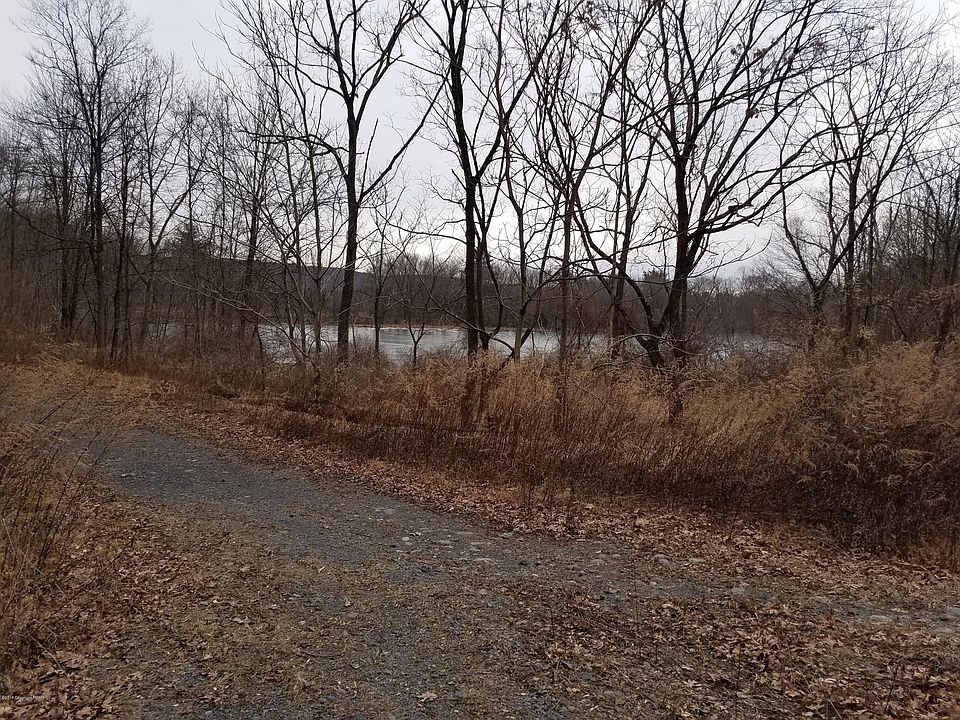 2nd image of Lower Lakeview Dr