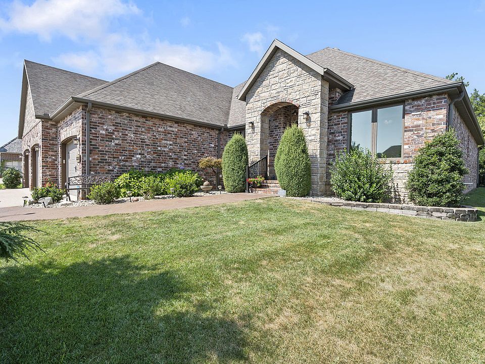 8318 Shinnecock Drive, Nixa, MO 65714 | Zillow