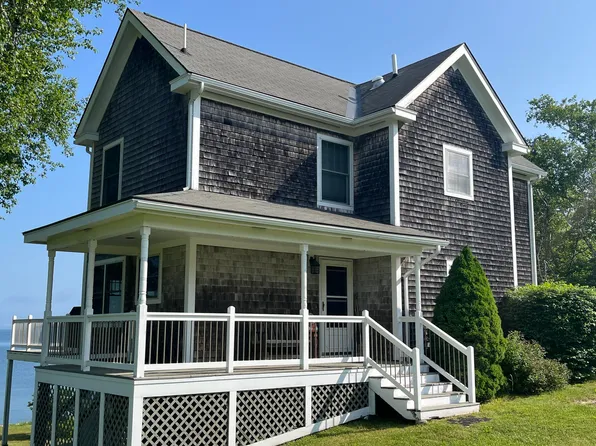 500 Island Avenue, Long Island, ME 04050