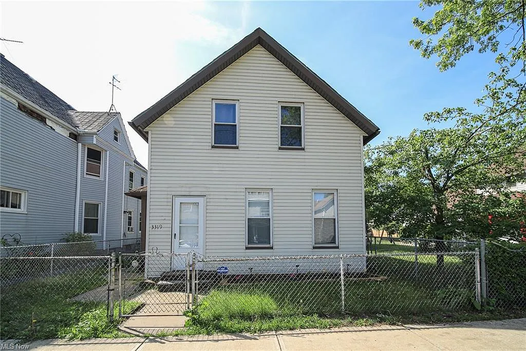 3319 Hancock Ave photo 1