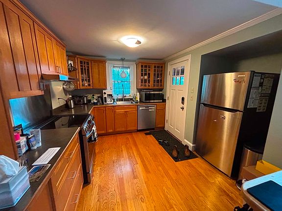 3rd image of 896 East St