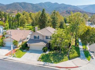 888 Saint James Dr, Corona, CA 92882