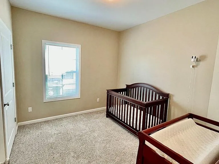 122 Heyward Dr — Photo 9