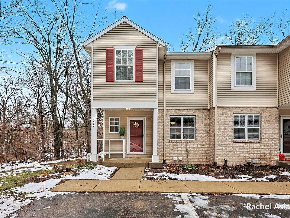 1st image of 950 Ada Place Dr SE