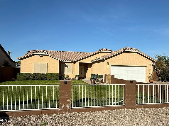 2nd image of 808 W MARGARET Street