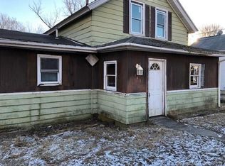 113 Walnut St, Putnam, CT 06260