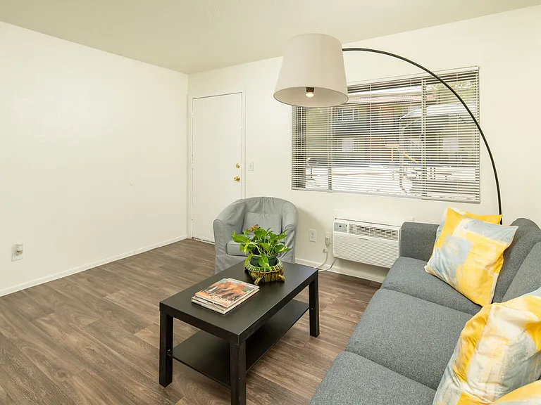 Parkview Apartments — Photo 11