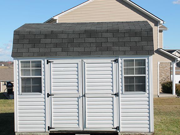 4th image of 400 Drayton Pl