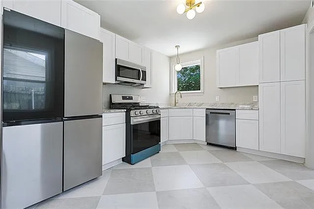 325 N Bengal Rd — Photo 8