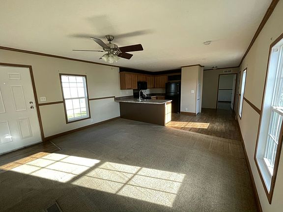 5th image of 35576 Eleven Sussex Ln #B