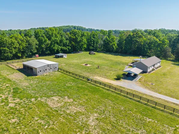 890 Will Brown Rd, Siler City, NC 27344